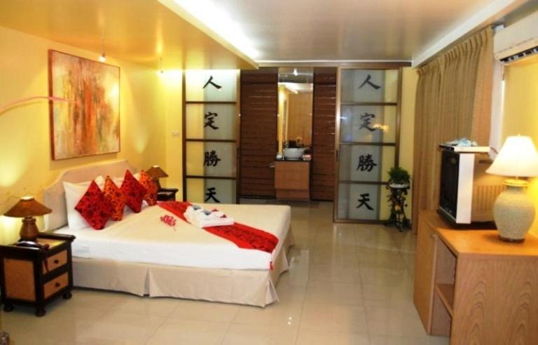 Pasadena Lodge Pattaya Pokoj fotografie